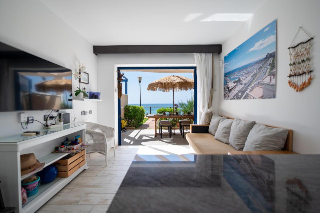 Apartamentos Playa Feliz بلايا ديل إنغلز المظهر الخارجي الصورة