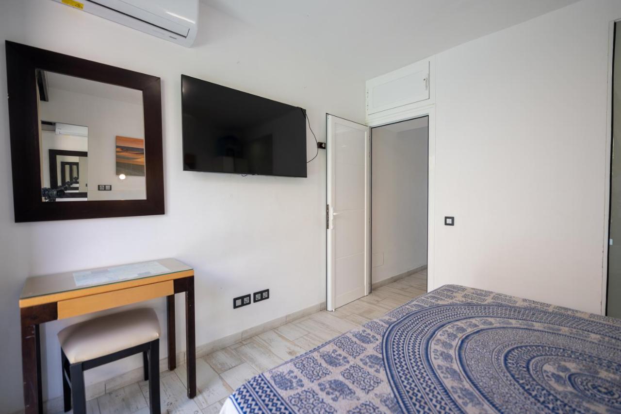 Apartamentos Playa Feliz بلايا ديل إنغلز المظهر الخارجي الصورة