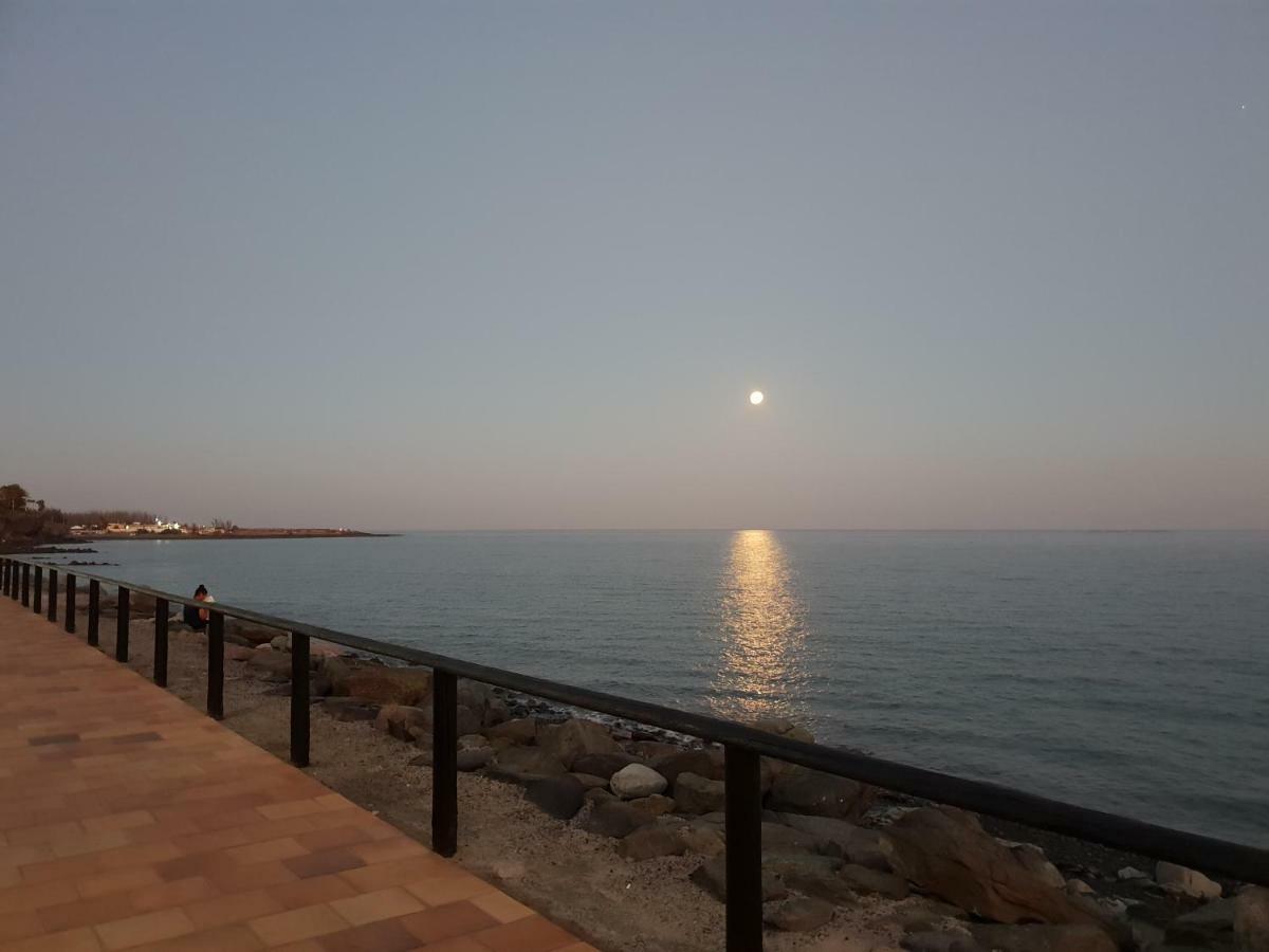 Apartamentos Playa Feliz بلايا ديل إنغلز المظهر الخارجي الصورة