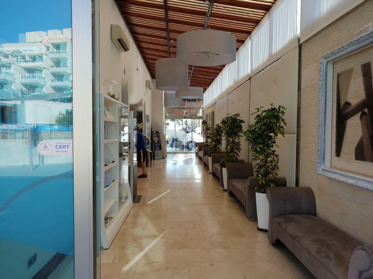 Apartamentos Playa Feliz بلايا ديل إنغلز المظهر الخارجي الصورة