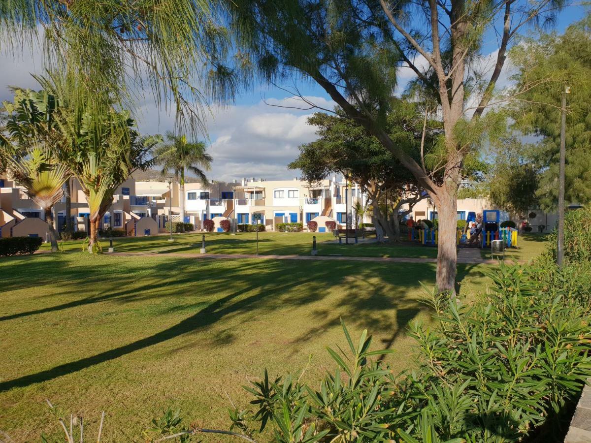 Apartamentos Playa Feliz بلايا ديل إنغلز المظهر الخارجي الصورة